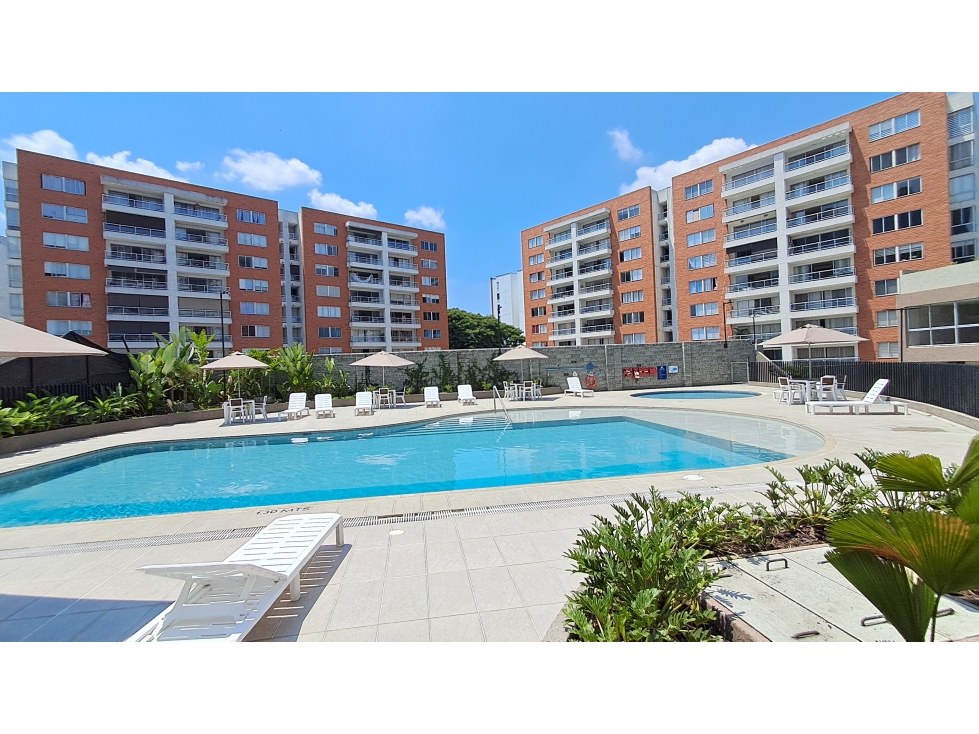 SE VENDE APARTAMENTO DE LUJO PRIMER PISO