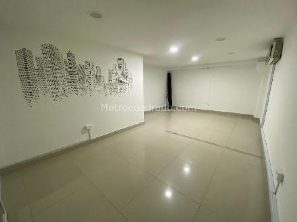 VENTA LOCAL CENTRO COMERCIAL AQUARELA CALI — foto 4