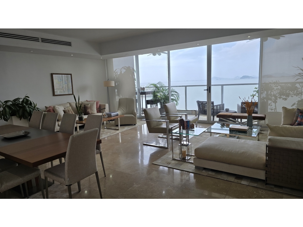 APARTAMENTO EN VENTA EN PH Q TOWER, 4 REC