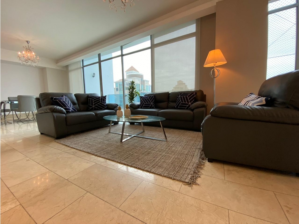 APARTAMENTO EN VENTA EN PH GRAND TOWER, 2 REC