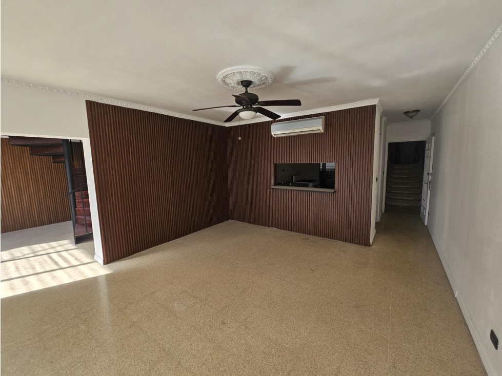 APARTAMENTO EN VENTA EN PH BEGOMAR, 3 REC — foto 3