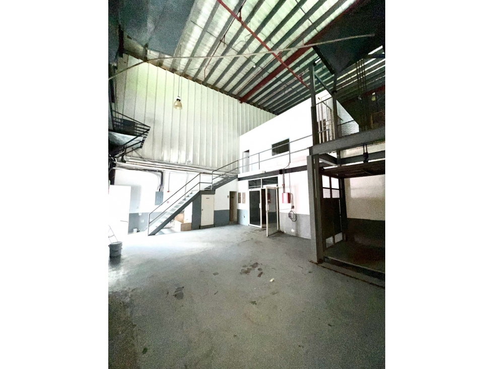 Galera de 509 mts en Don Bosco