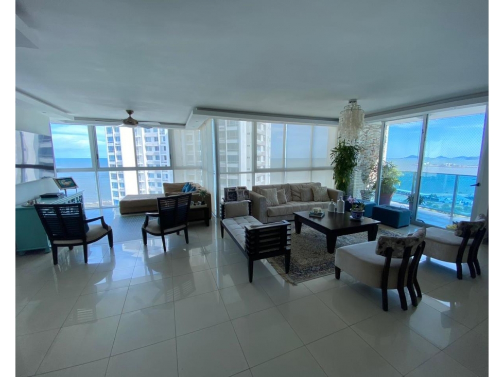 APARTAMENTO EN VENTA EN PH WATERFALLS, 3 REC — foto 2