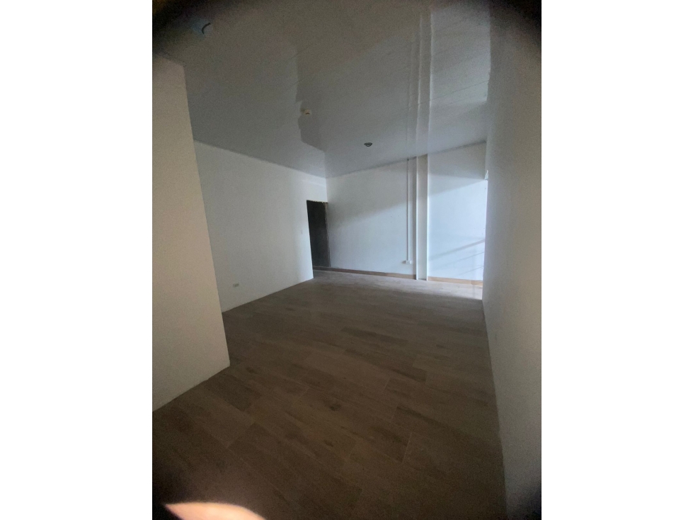 LOCAL 145 MTS EN MIDTOWN PLAZA TUMBA MUERTO — foto 4