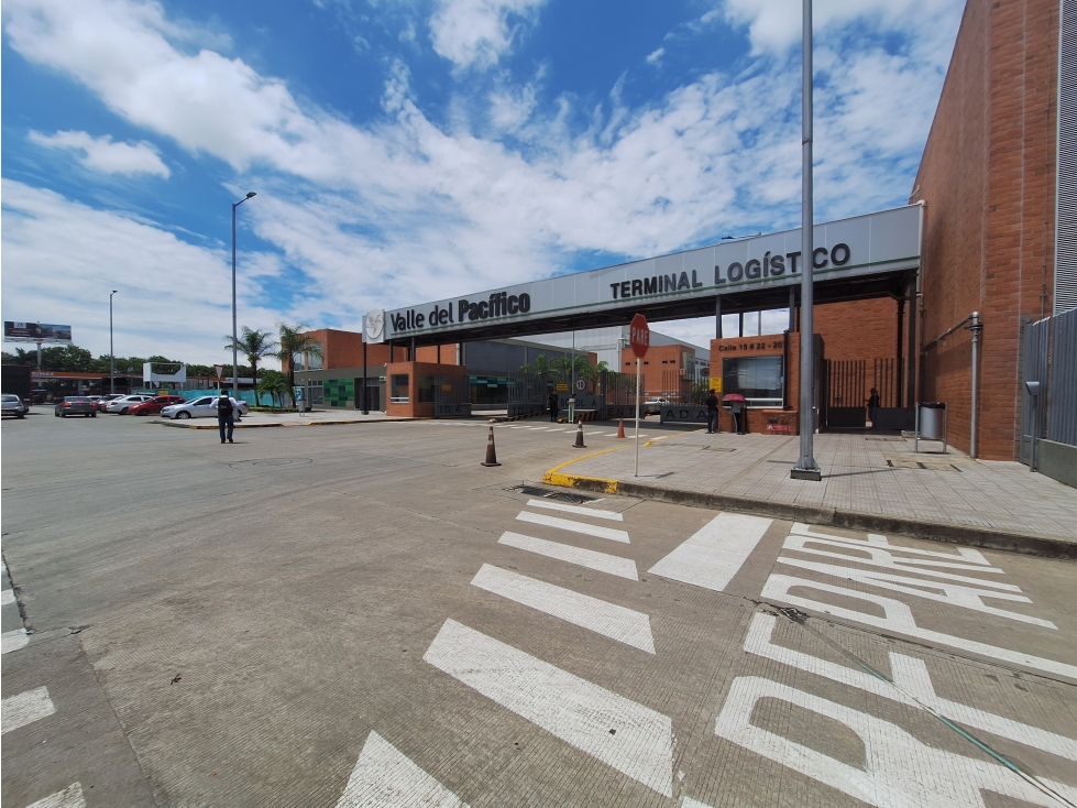 LOCAL EN VENTA - PARQUE LOGISTICO VALLE DEL PACIFICO - 3