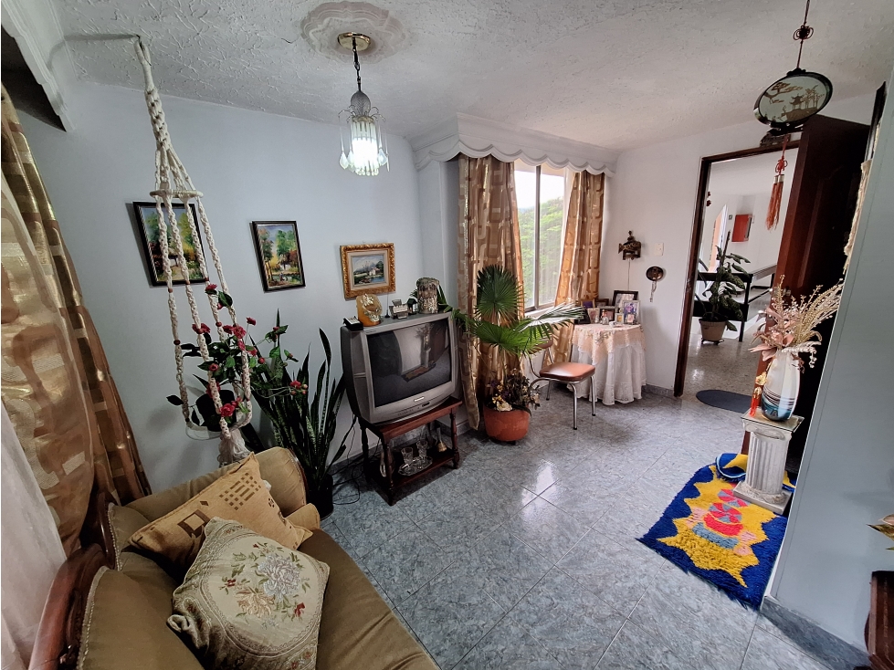 APARTAMENTO EN VENTA 4TO PISO S/A - B/ SANTA ANITA — foto 6