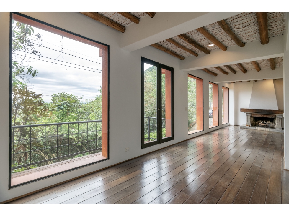 Casa para arriendo en Bosque Nativo en Chico Alto, Bogota