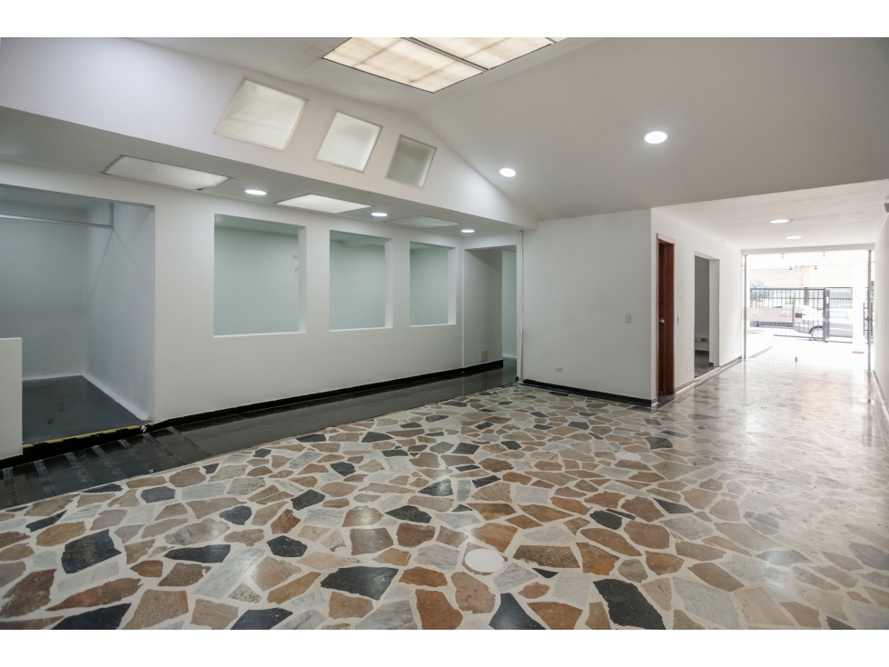 Casa en arriendo de uso múltiple en Santa Bárbara Occidental, Bogota — foto 3