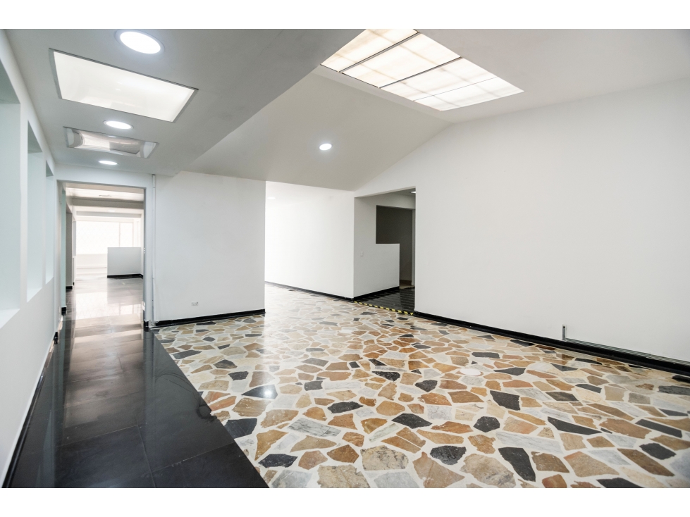 Casa en arriendo de uso múltiple en Santa Bárbara Occidental, Bogota — foto 4