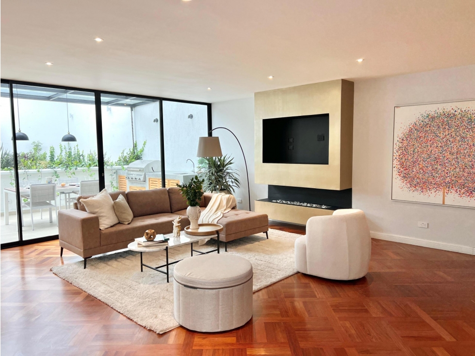Casa remodelada para la venta en Santa Barbara Alta, Bogotá — foto 3
