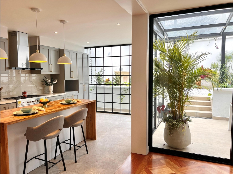 Casa remodelada para la venta en Santa Barbara Alta, Bogotá — foto 5