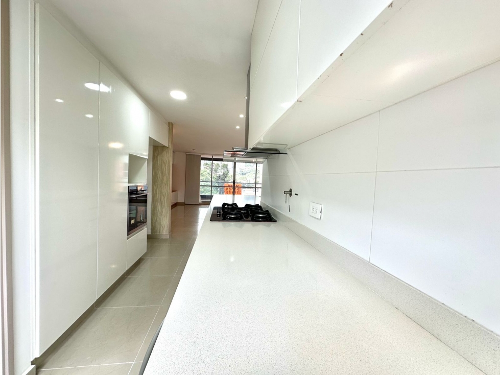 Hermoso apartamento ubicado en la parte baja de la loma de San José — foto 3