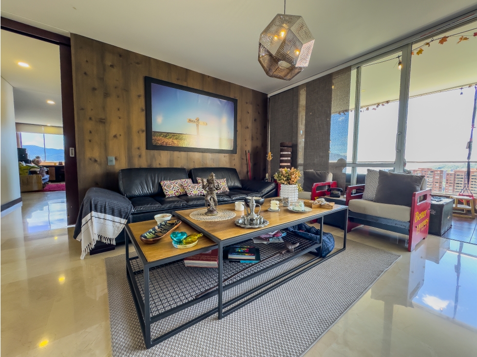 Apartamento de gran formato cerca al El Tesoro — foto 3