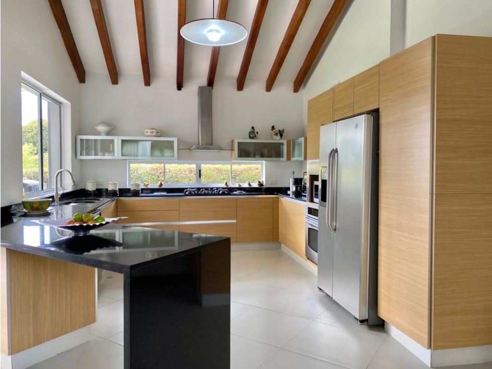 HERMOSA Y ACOGEDORA CASA EN LLANOGRANDE DE UN SOLO NIVEL! — foto 3