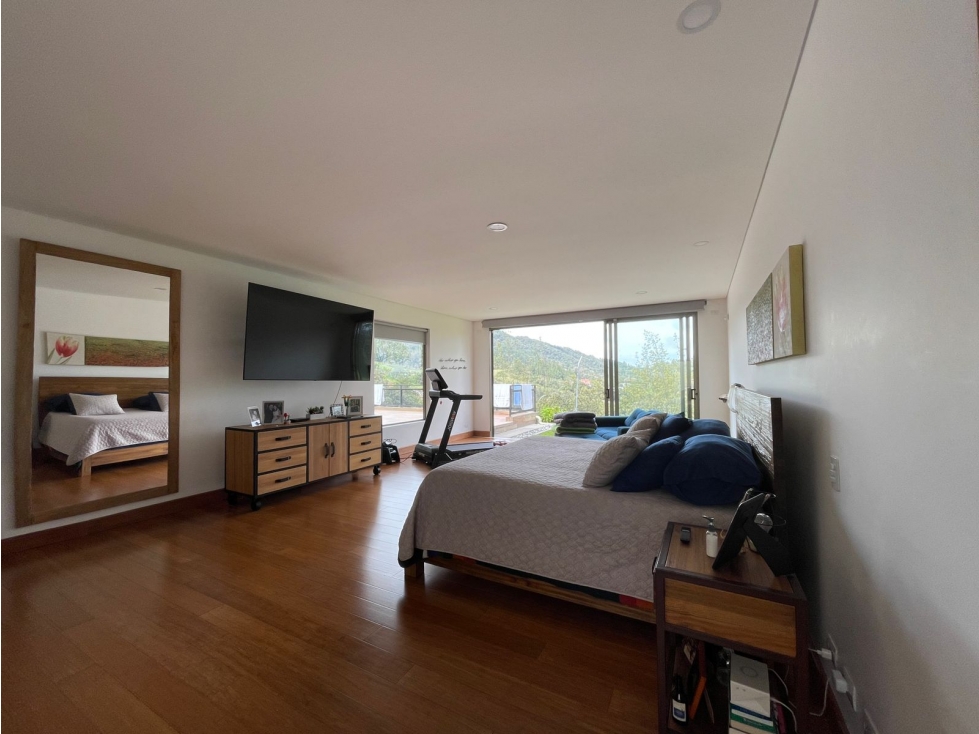 Hermosa y moderna Casa finca en el Escobero! — foto 5
