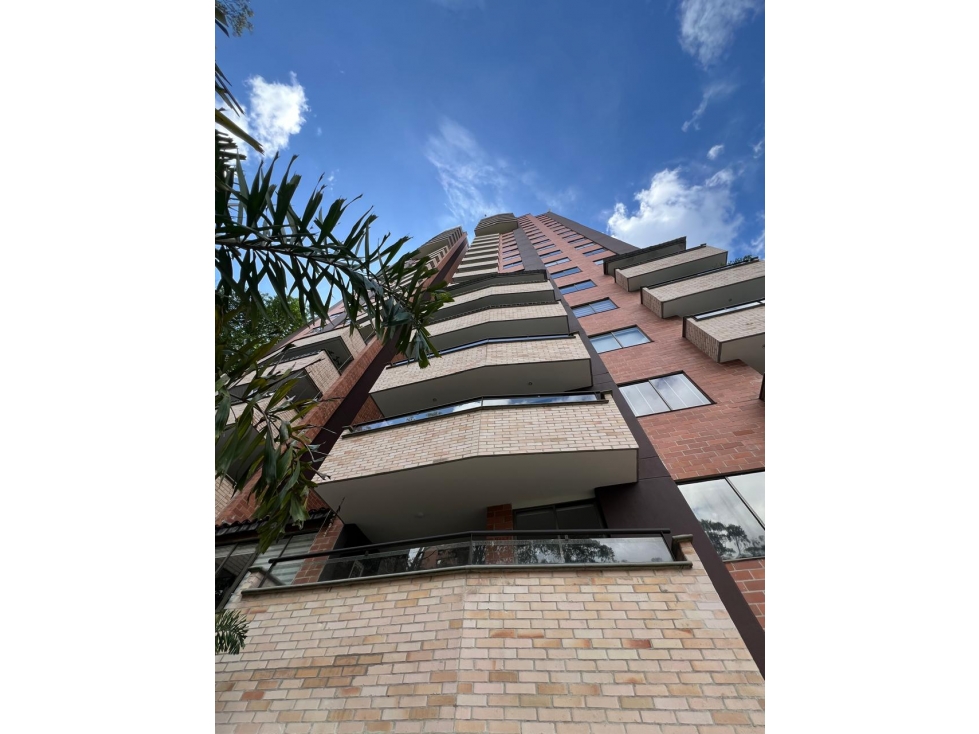 Apartamento oportunidad de inversion sector tesoro.