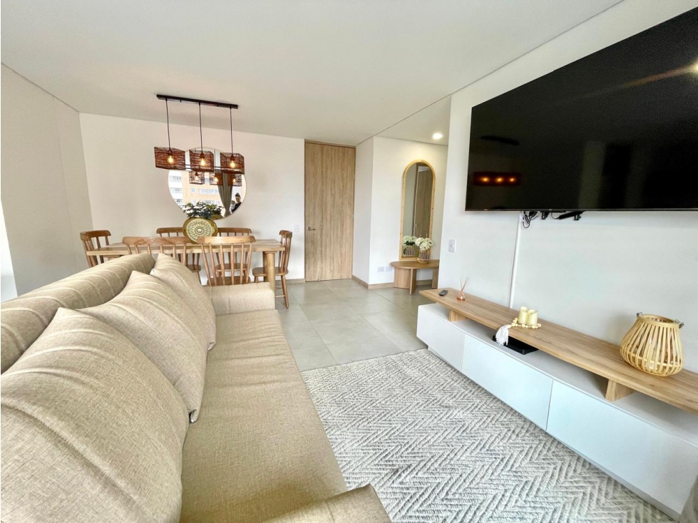 Hermoso apartamento nuevo en Sabaneta. — foto 6
