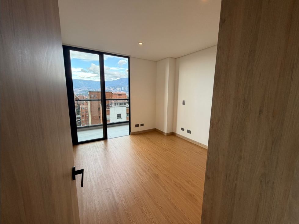 Dúplex con terraza panorámica Belén La Castellana — foto 4