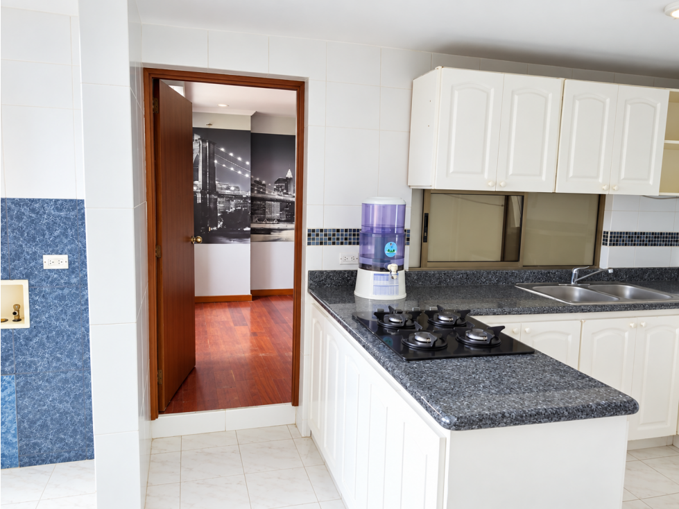 Espectacular penthouse para remodelar en laureles — foto 5