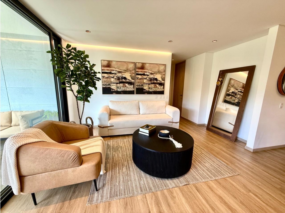 Apartamento amoblado en zona estratégica