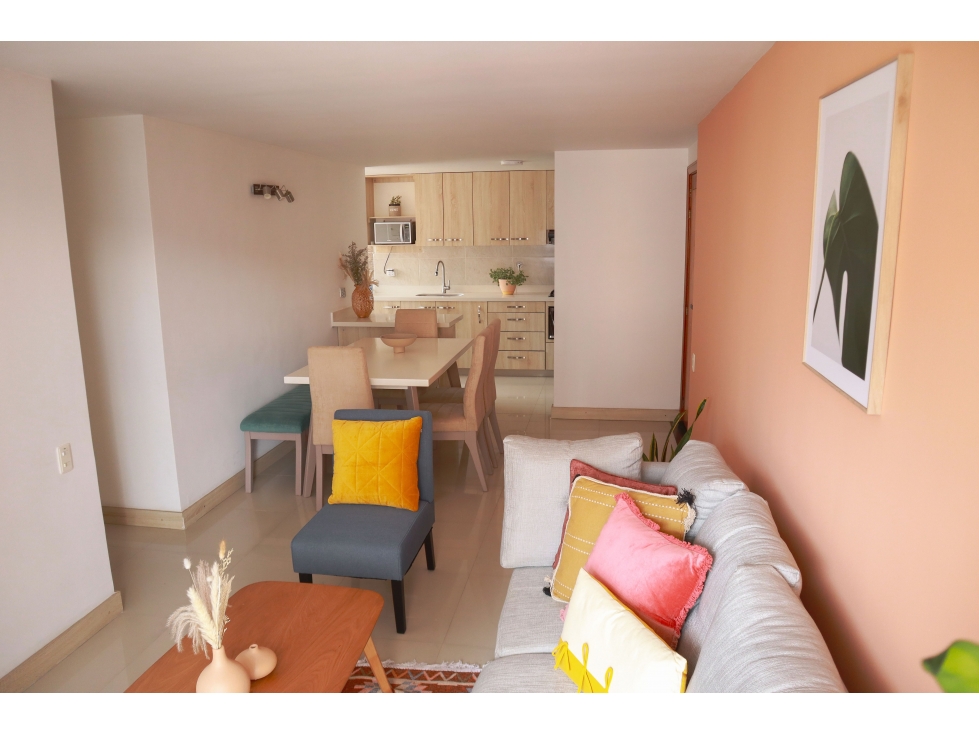 Moderno apartamento en piso alto, amoblado. Provenza. — foto 4