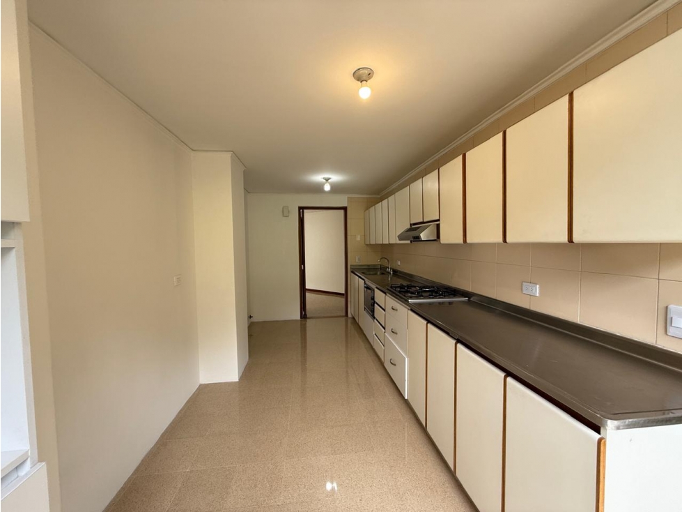 Buen precio, área y ubicación! Este apartamento lo tiene todo! — foto 4