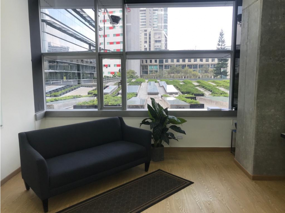 Venta Oficina En Zona Comercial y Turistica — foto 4