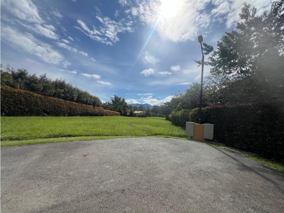 Lote en Llanogrande en Precio de oportunidad