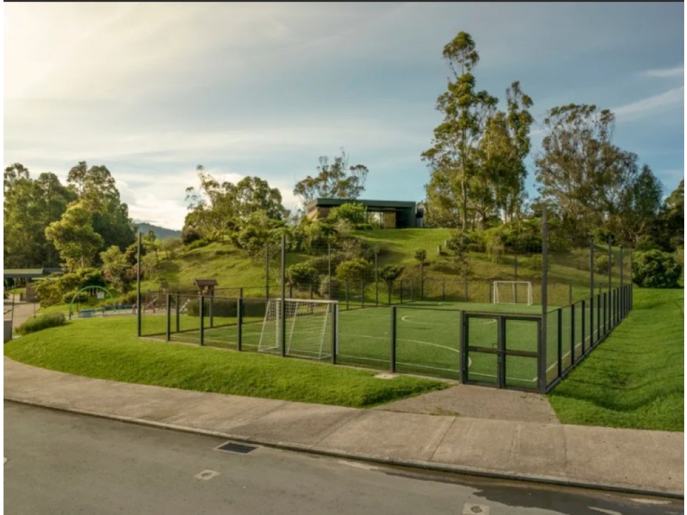 Lote 2.500 m² en Reserva Silvestre, La Ceja - Índice 0,5 — foto 2