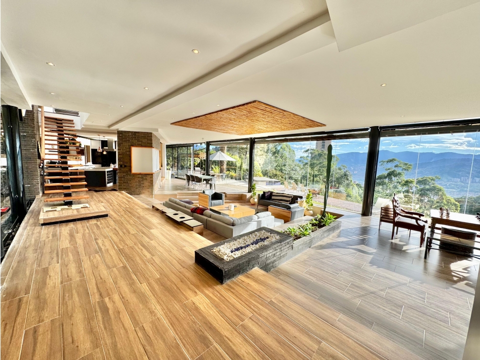 Espectacular casa en el Poblado con vista inigualable — foto 2