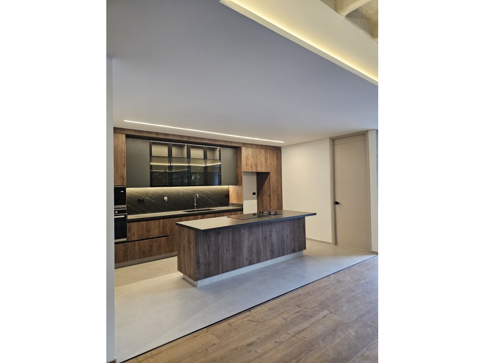Lujo, diseño y amplios espacios en una ubicación que lo tiene todo — foto 2