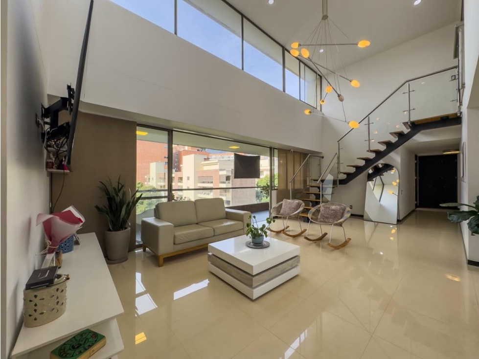 Penthouse zona plana. Unidad completa.