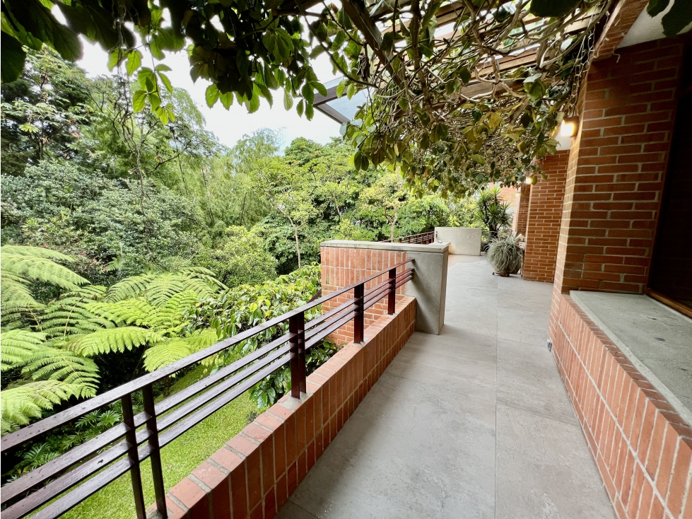 Casa la Calera. Diseño impecable, materiales de lujo. — foto 5