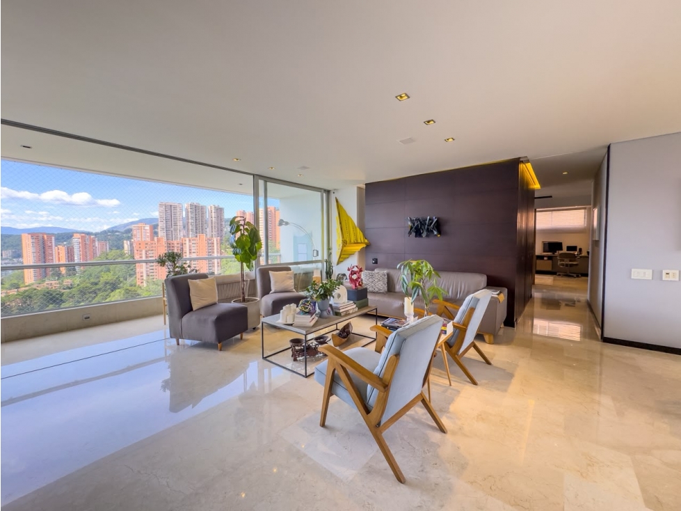 Apartamento cerca a El Tesoro amplitud, ubicación y comodidad — foto 4