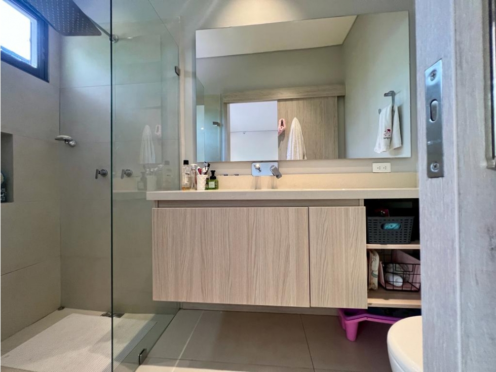 ¡Una impresionante casa en Roble Alto! — foto 5