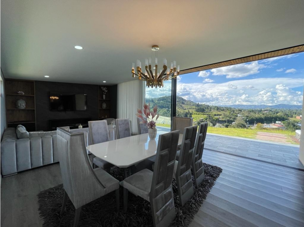 Moderna casa campestre con excelente ubicación — foto 3