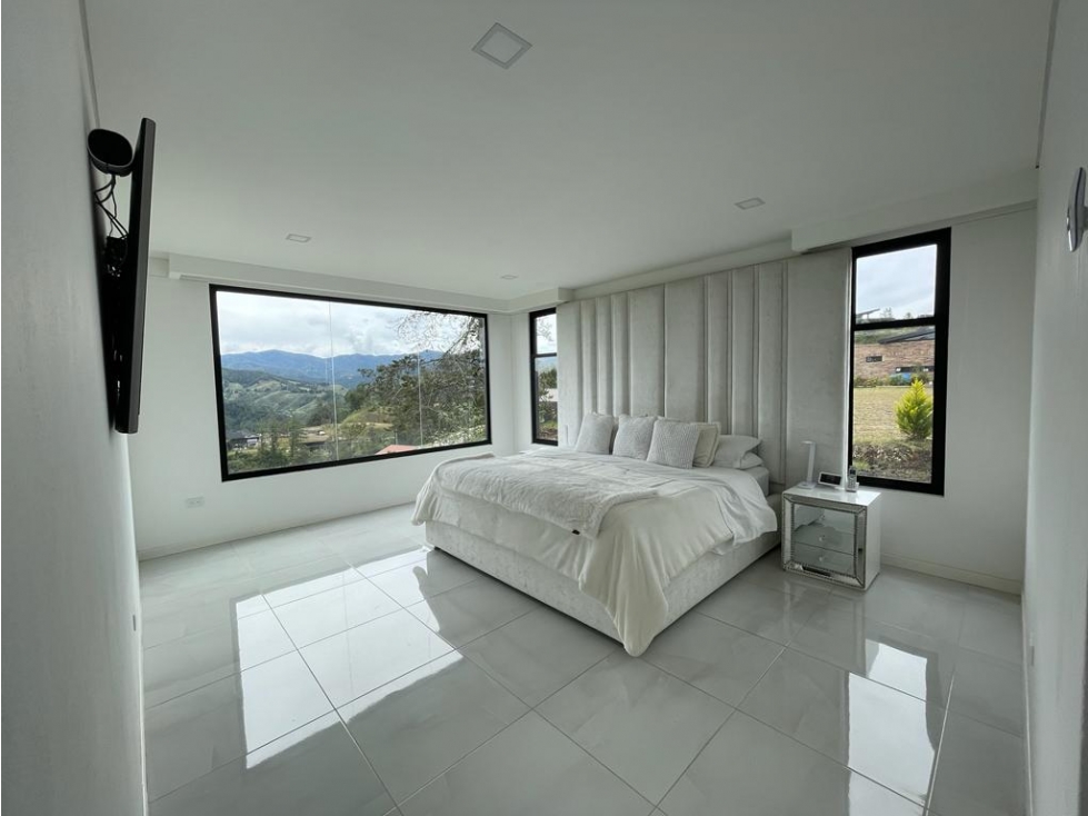 Exclusiva casa campestre en el Retiro Antioqueño — foto 3