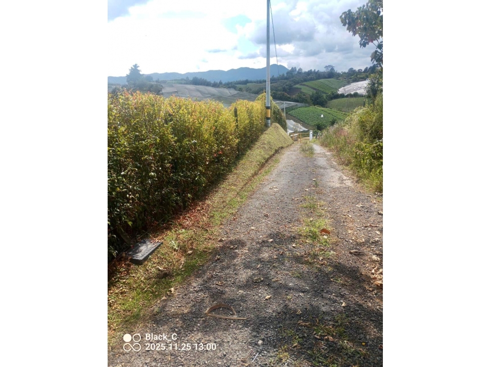 Lote en venta en parcelación pequeña - 3