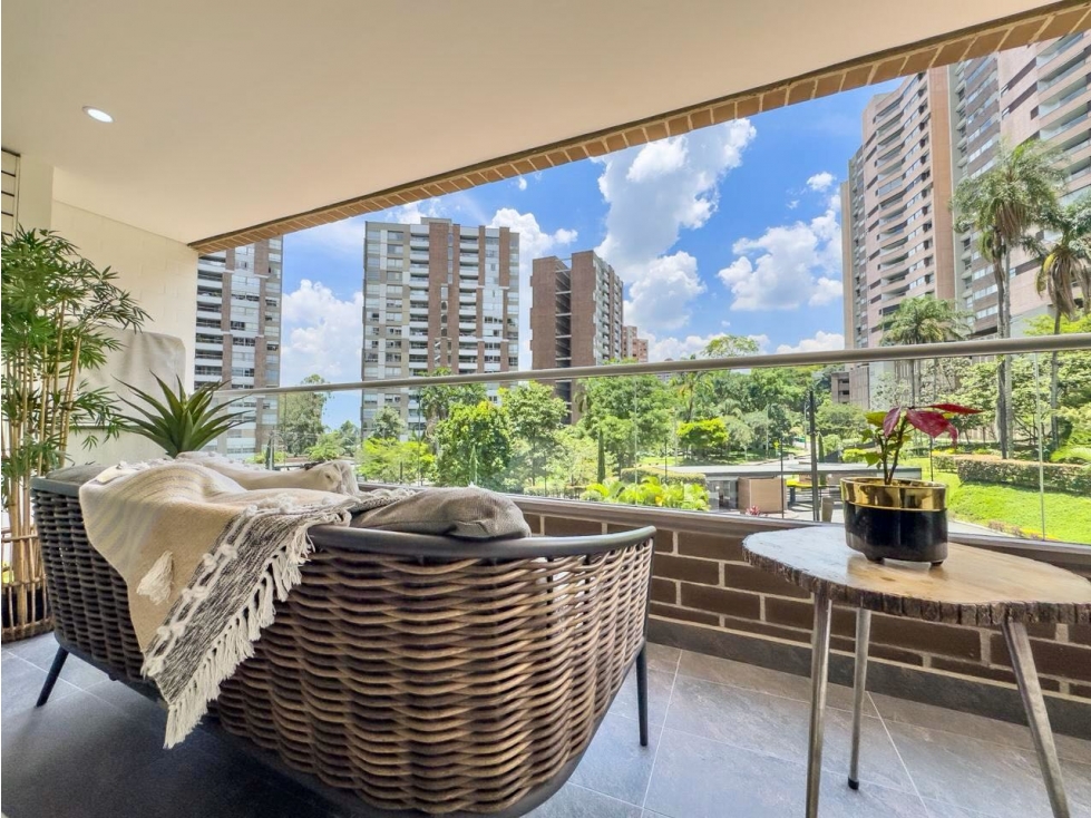 Moderno apartamento en unidad completa y comercial. Nativos. — foto 2