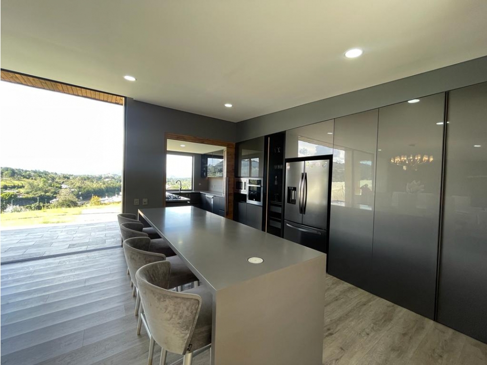 Moderna casa campestre con excelente ubicación — foto 4