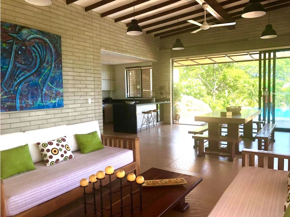 Hermosa Finca con 4.200 metros de lote y 320 construidos — foto 2