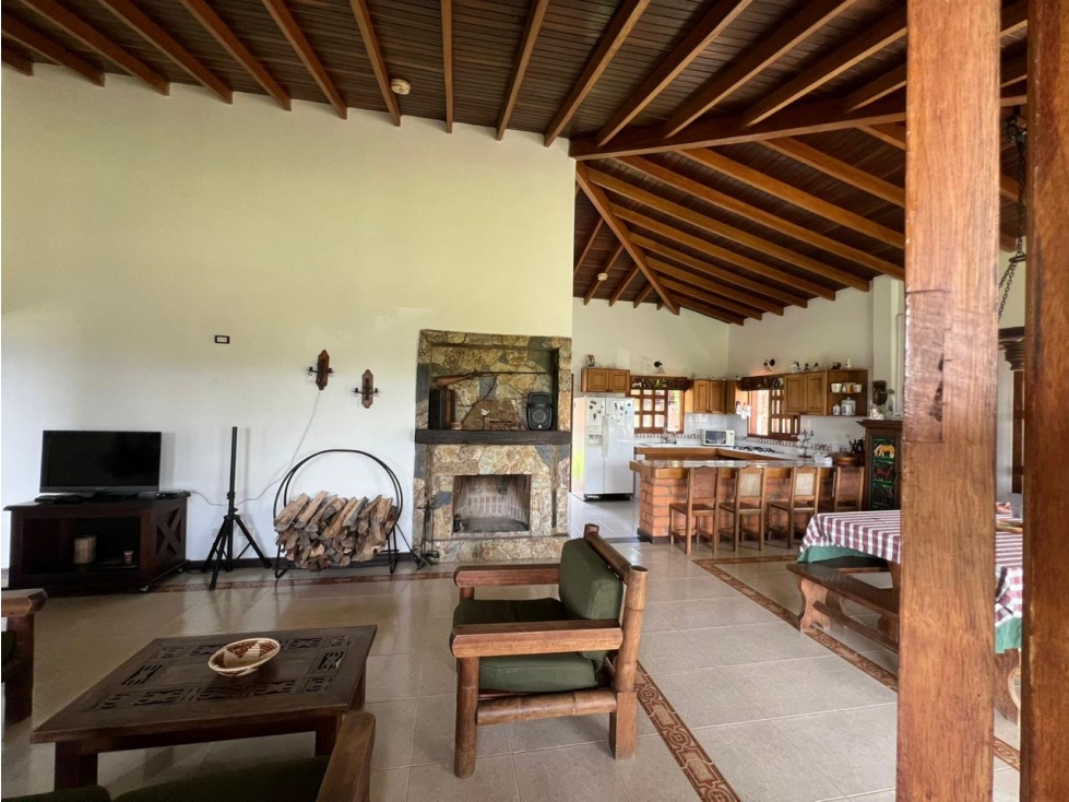 FINCA EN VENECIA IDEAL PARA CABALLISTAS, CON 18 CABALLERIZAS Y TORNO — foto 6