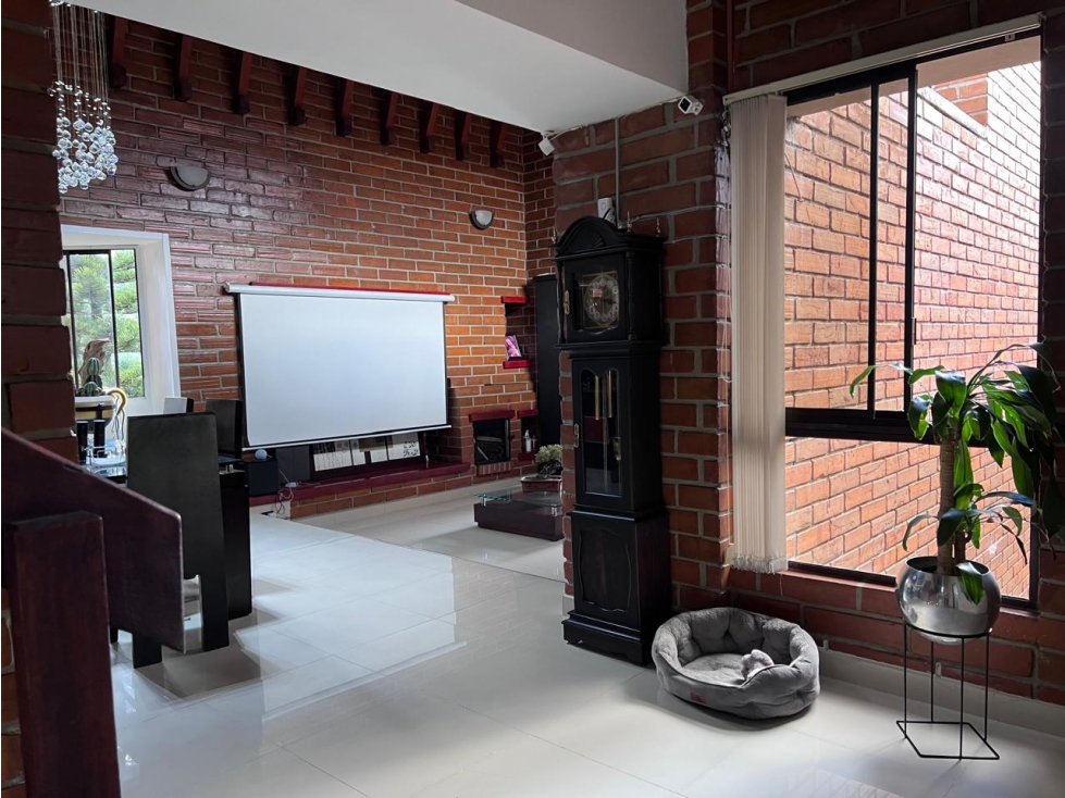 Apartamento duplex en una de las mejores zonas del poblado — foto 3