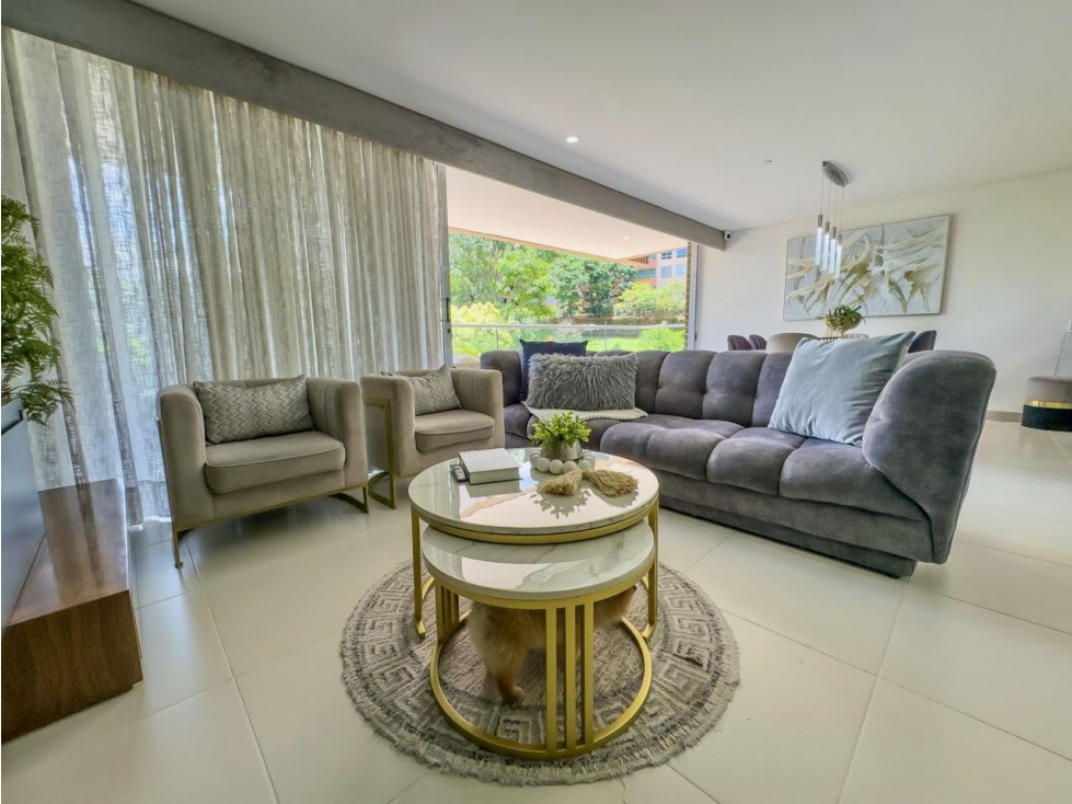 Moderno apartamento en unidad completa y comercial. Nativos. — foto 4