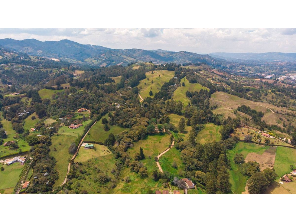Lote de 2.353m2 en Essenza Reserva Campestre - Sajonia — foto 4