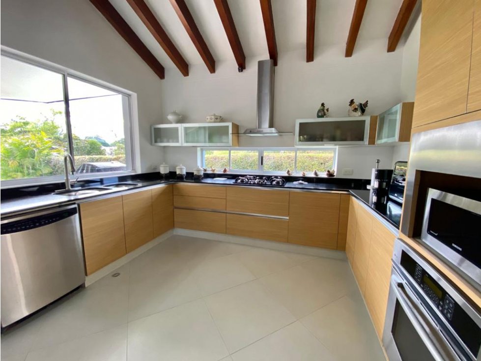 HERMOSA Y ACOGEDORA CASA EN LLANOGRANDE DE UN SOLO NIVEL! — foto 6
