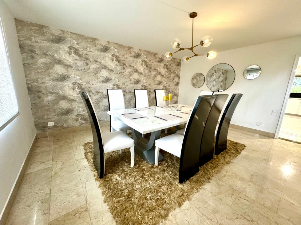 Casa de lujo remodelada en la mejor ubicación del Poblado! — foto 5