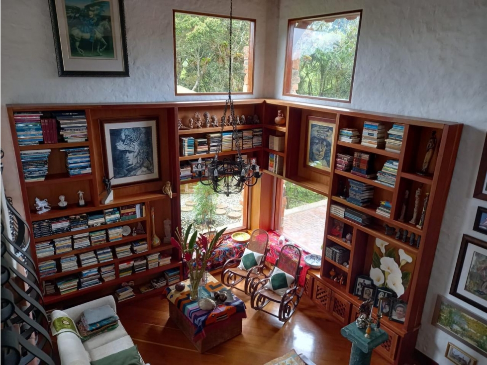 Encanto colonial rodeado de naturaleza y amplios jardines. — foto 6