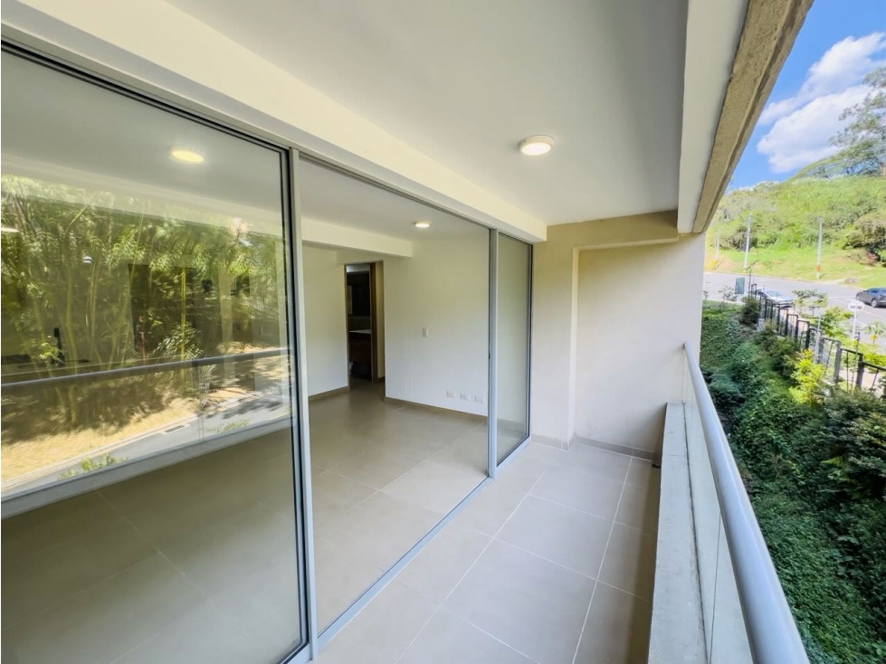 Moderno apartamento. Unidad completa. Camino Verde. — foto 6
