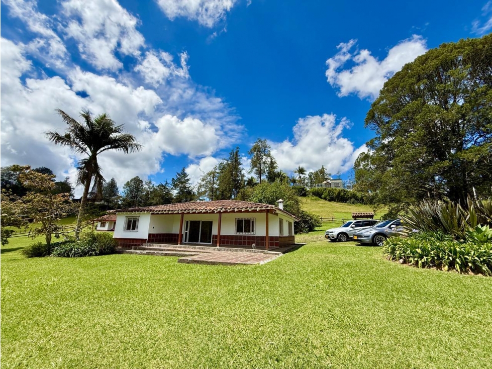Lote espectacular en El Retiro